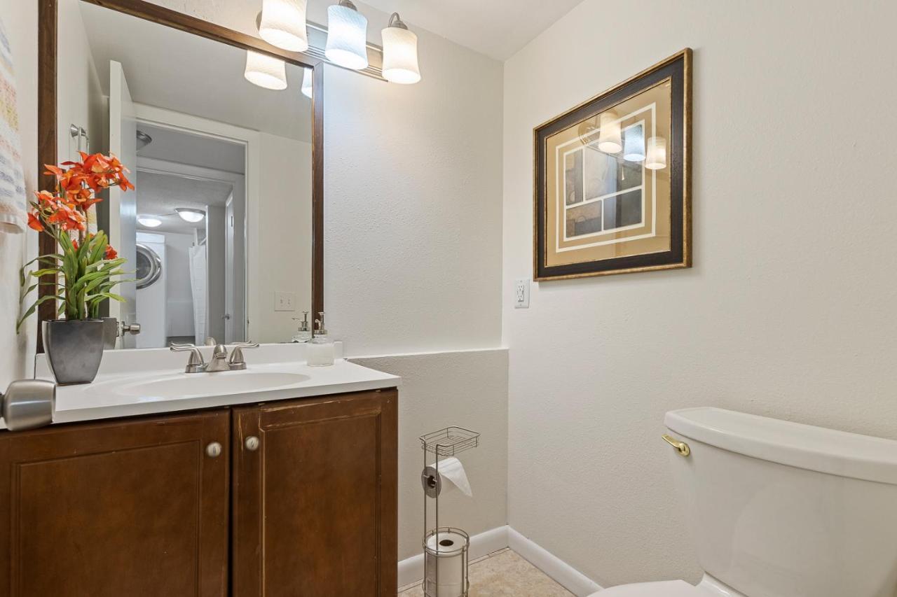 Serene Lakefront House w/ Pool, Hottub, & Boating Orlando Esterno foto